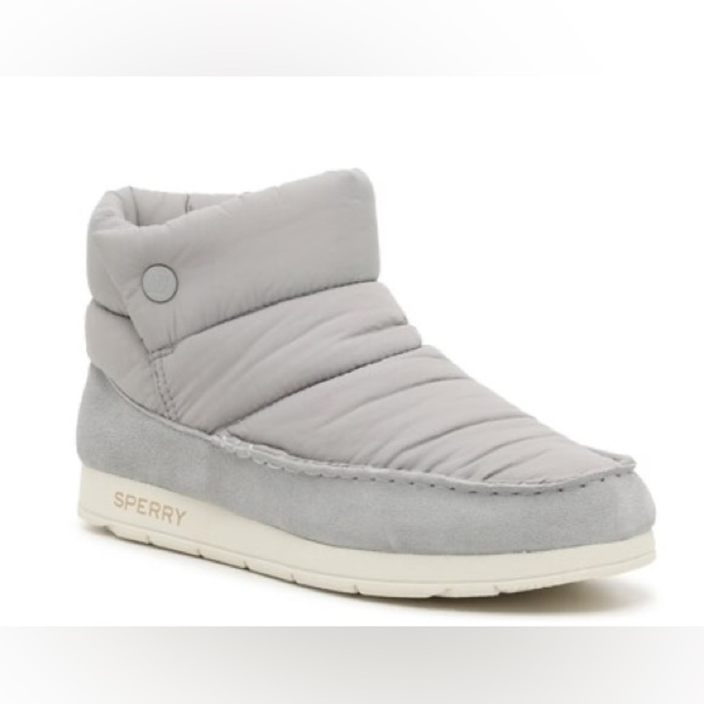 New Grey Sperry Boots